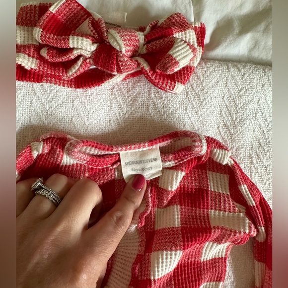 Newborn, 0-3 Holiday prints bundle - Picture 2 of 9